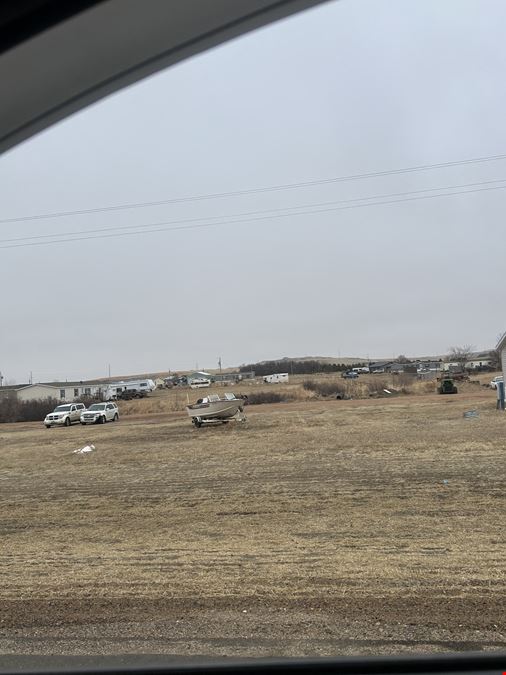 Two Quality Mobile Homes! Eight Bedroom Mobile Homes On 3+ Acres