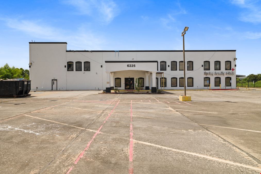 High-Visibility Medical Office/Commercial Site on FM 2920 – Prime Spring Location with Exceptional Exposure