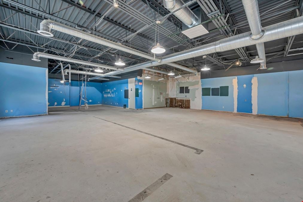 53 Lake Ave Ext.