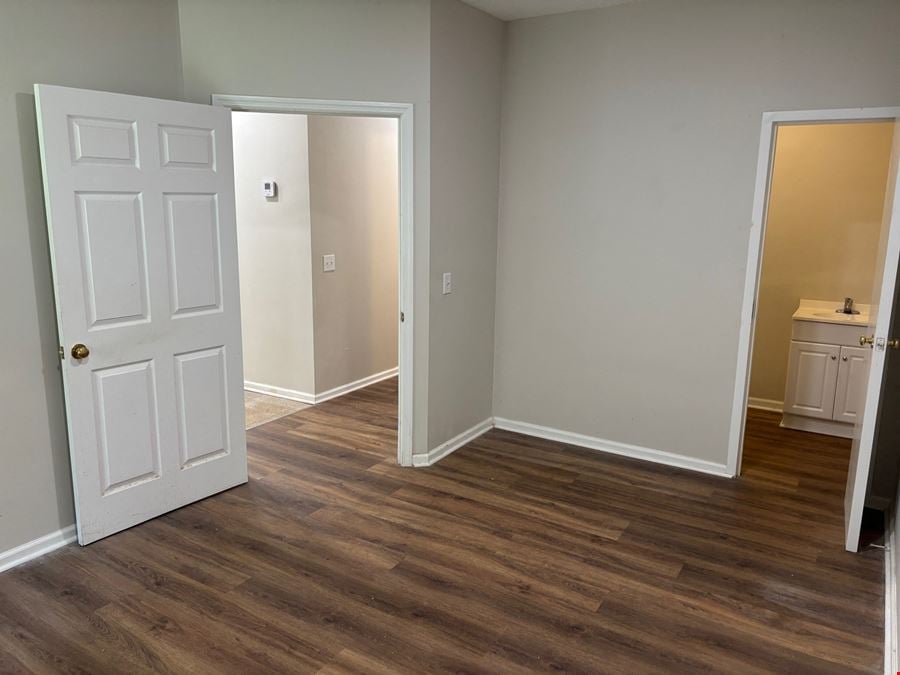 1264 Ribaut Rd, Suite 302