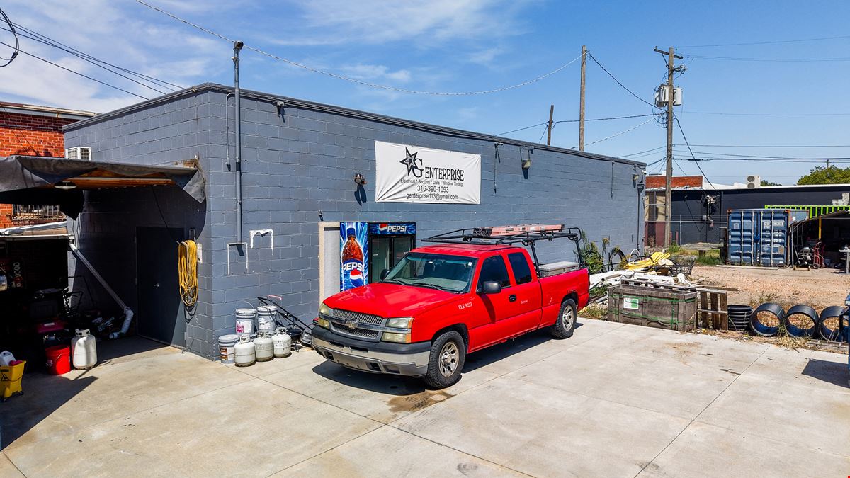 SHOP/WAREHOUSE WITH FENCED YARD