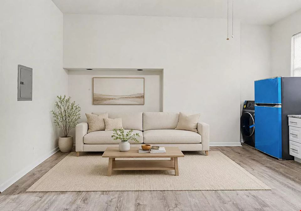 117 W Saratoga