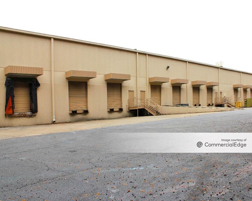 Park North Business Center - 675 & 715 Park North Blvd