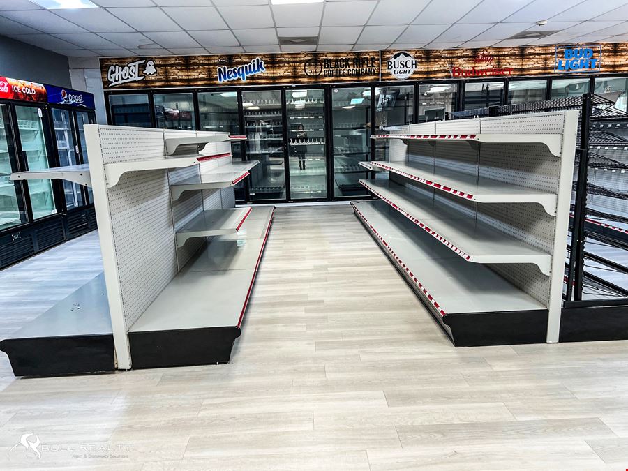 ±3,750 SF Retail Opportunity