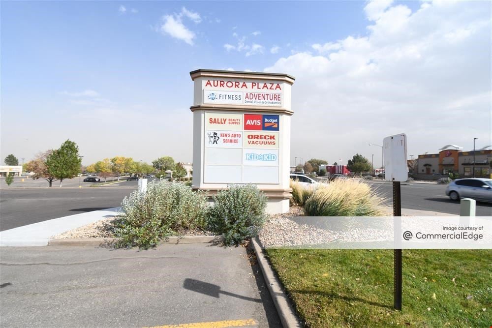Michael's Aurora Plaza