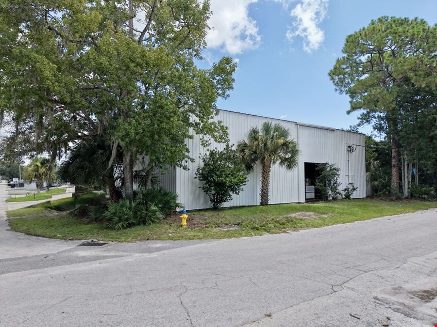 9,552 SF on 0.85 Acres - Industrial in Ormond Beach