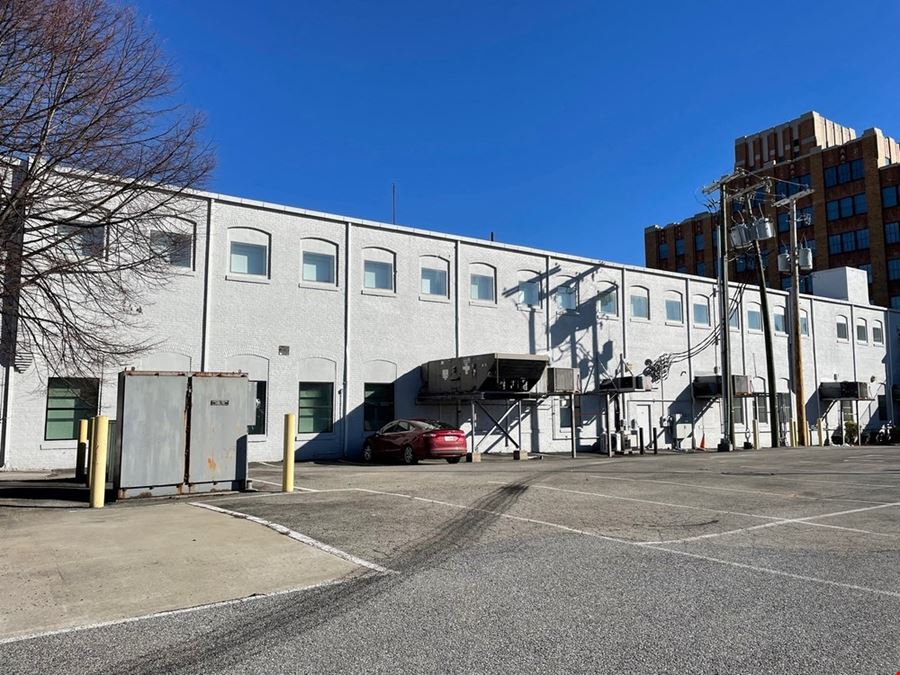 Open and Adaptable Downtown Roanoke Office