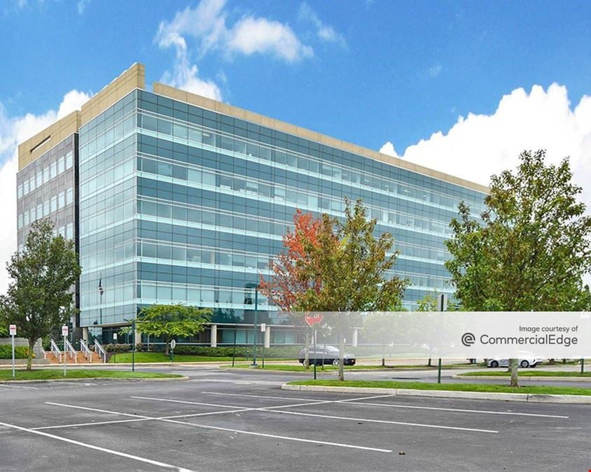 100 Motor Pkwy