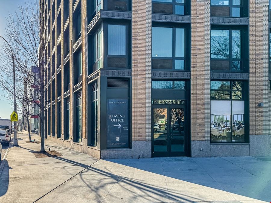 15,370 SF | 1 Park Point | Double Height Retail/Education Space