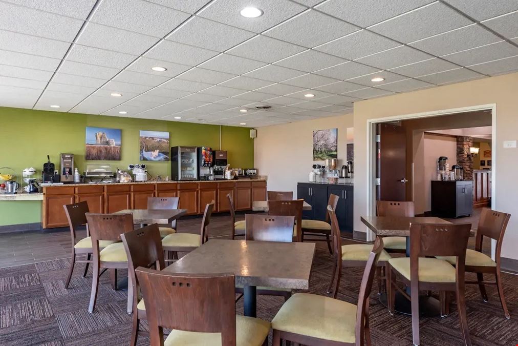 Sleep Inn & Suites Oakley I-70