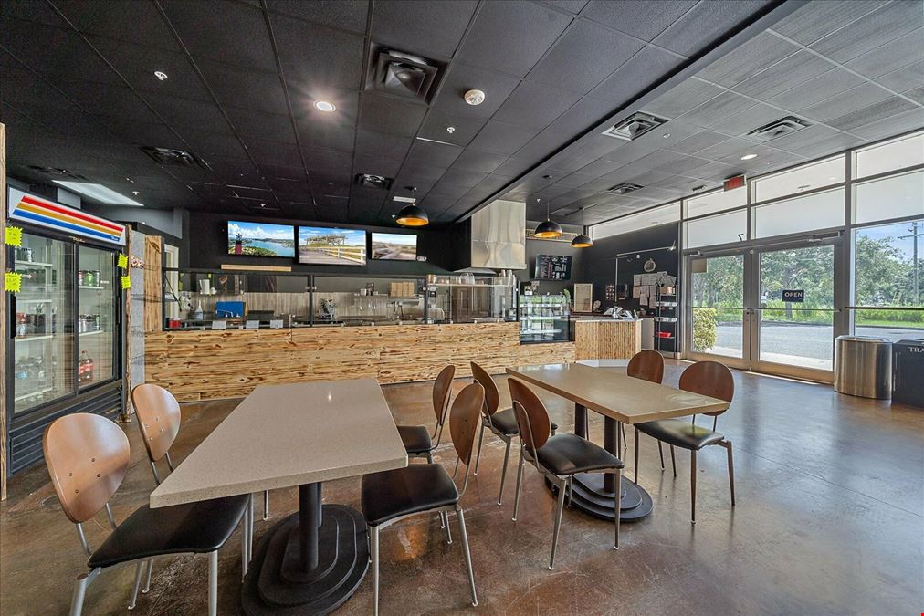 Claudie's Restaurant Sublease
