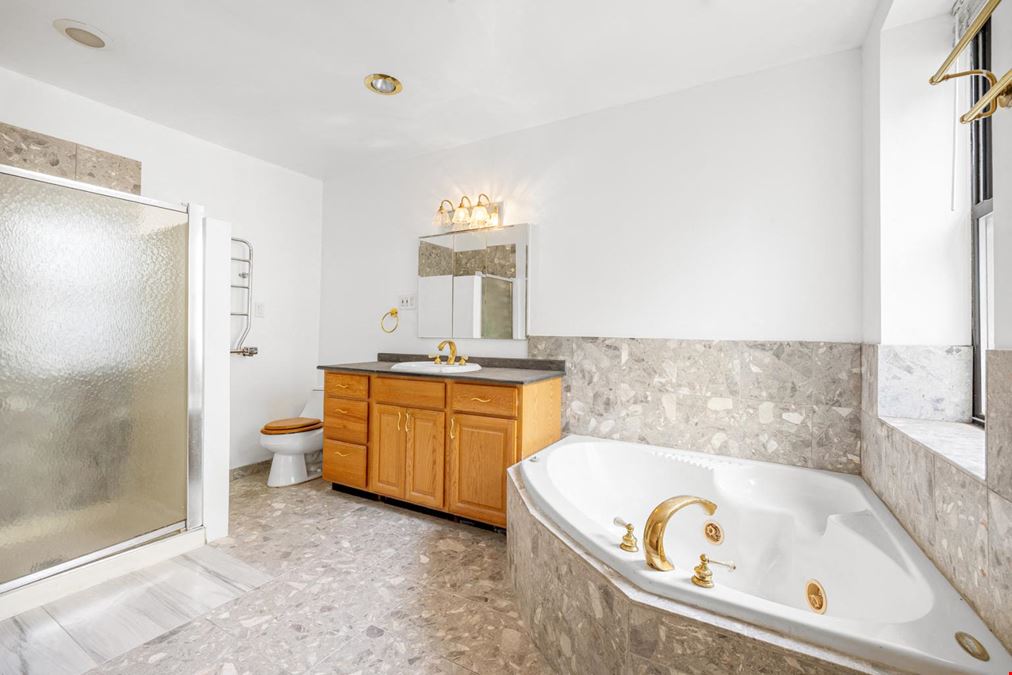 424 West 49th