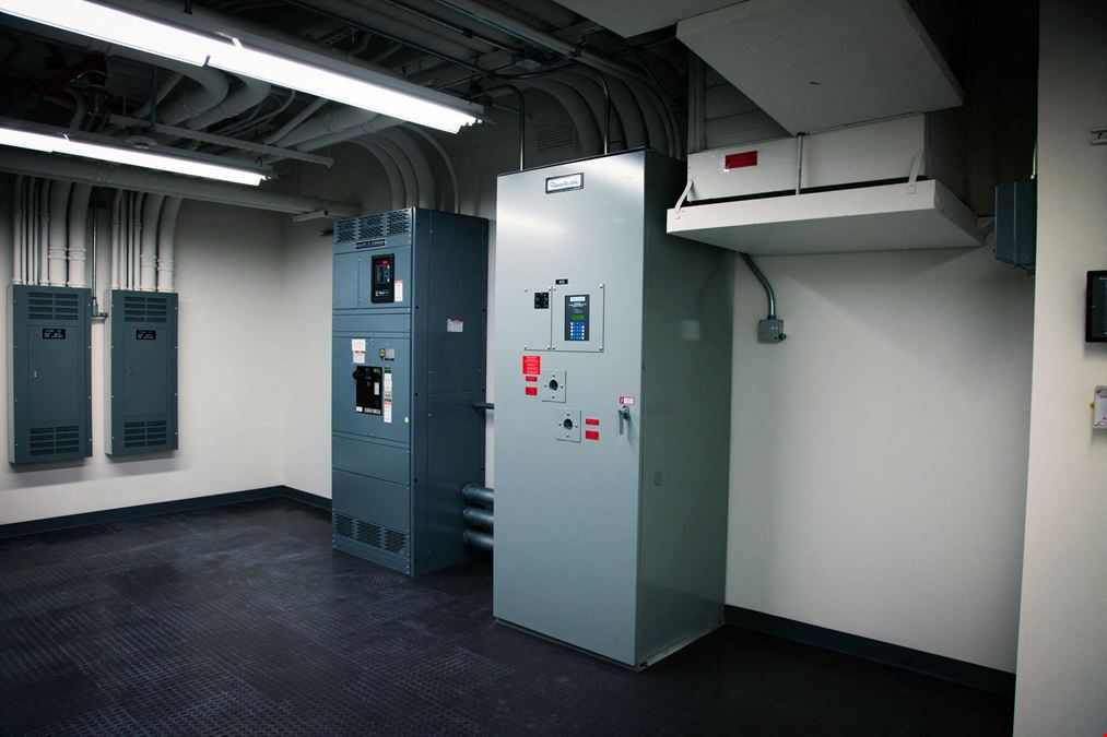 701 N.  Broadway Avenue, Suite 200