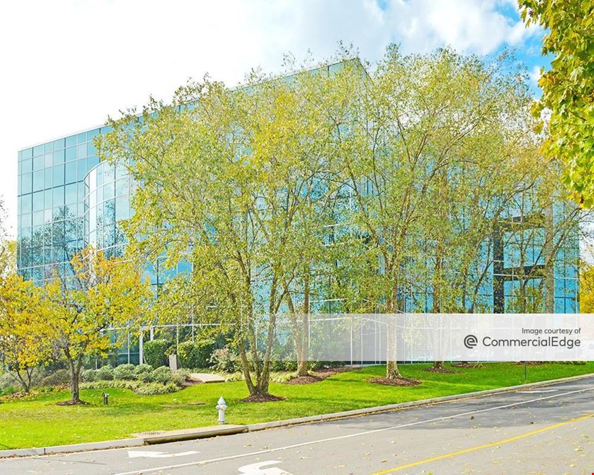 Innsbrook Corporate Center - Markel Plaza