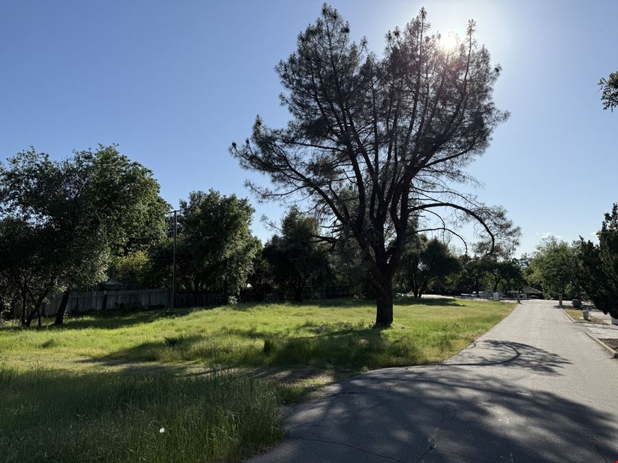3643/3645 Bechelli Ln
