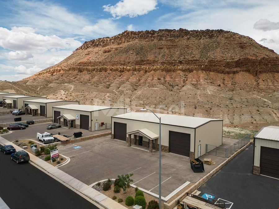 Office/Warehouse in White Sage