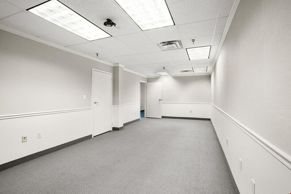 46611-46621 Corporate Dr