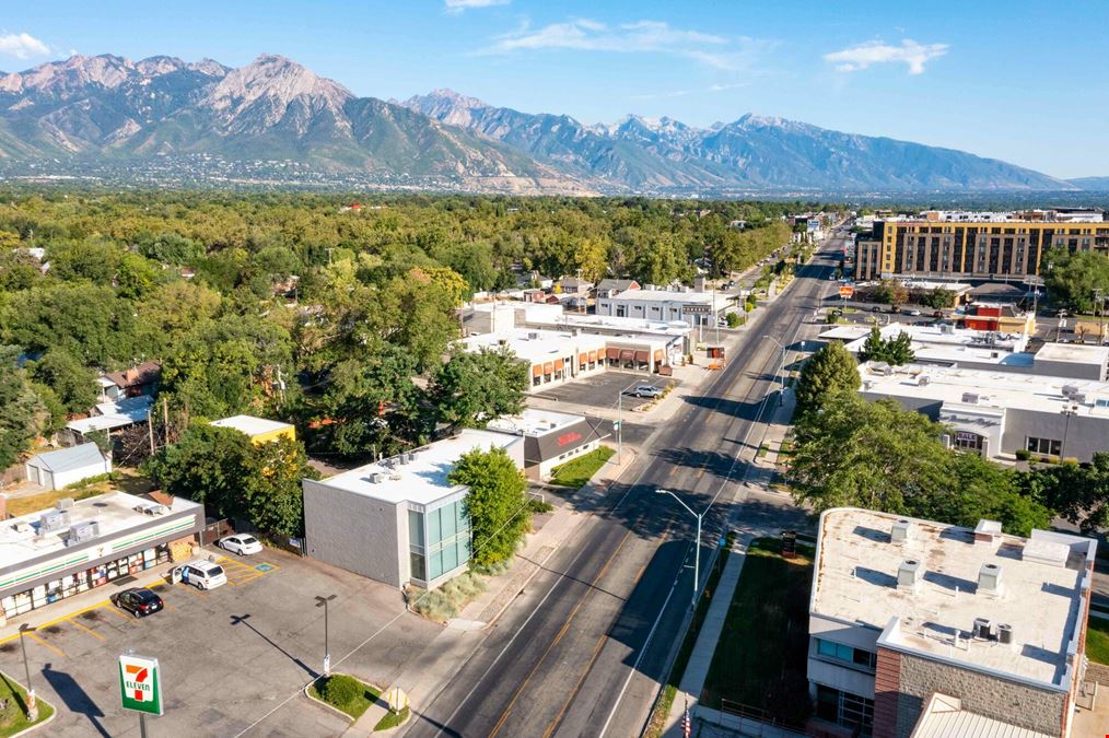 Freestanding Highland Dr. Office/Retail