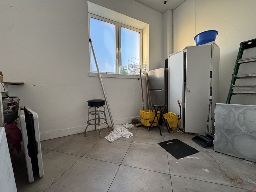 2,100 SF | 1465 Myrtle Avenue | Corner 2nd Floor Retail Office Space in Prime Bushwick for Lease