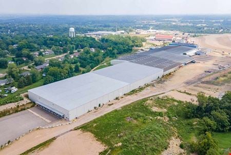 Preview of Industrial space for Rent at 1000 Taylor Ave.