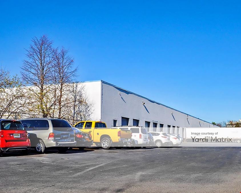 Prologis Lincoln Crossing - 220-230 Clay Avenue