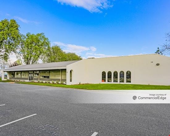 Preview of Office space for Rent at 2121 Zanker Road