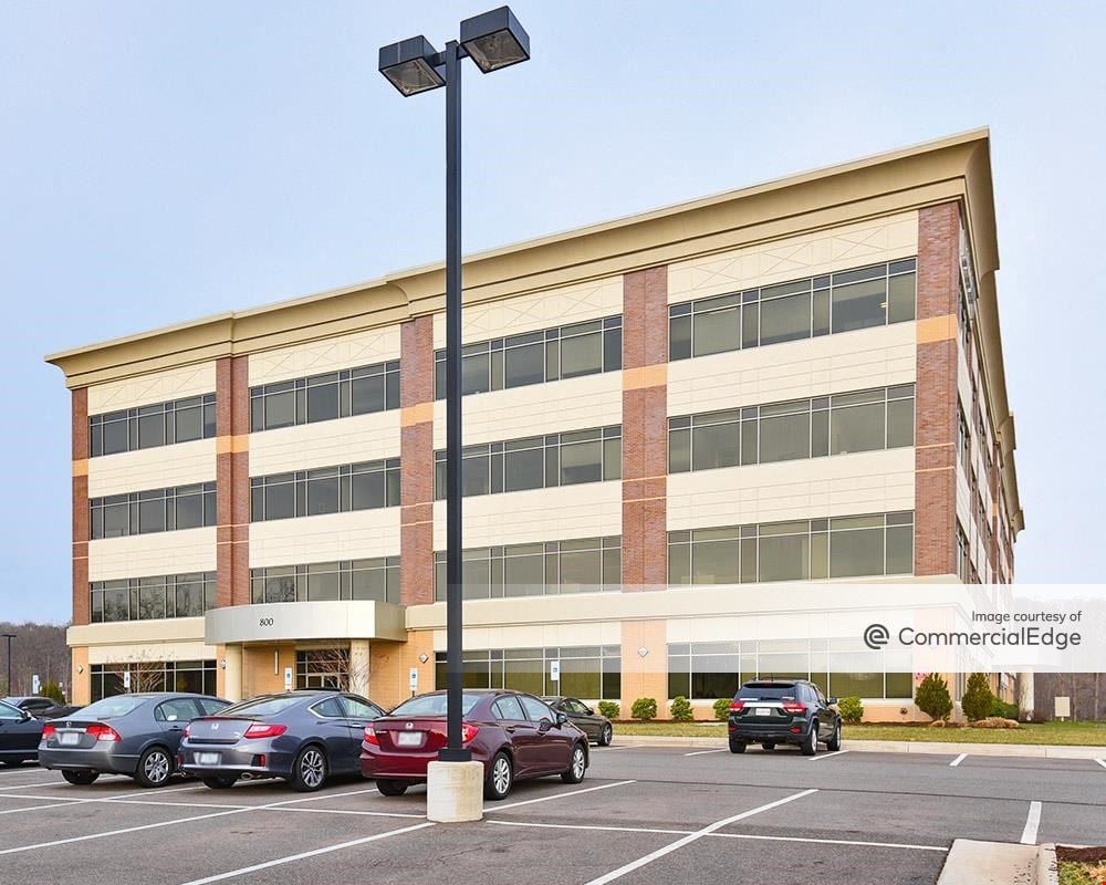 Quantico Corporate Center - 800 Corporate Drive