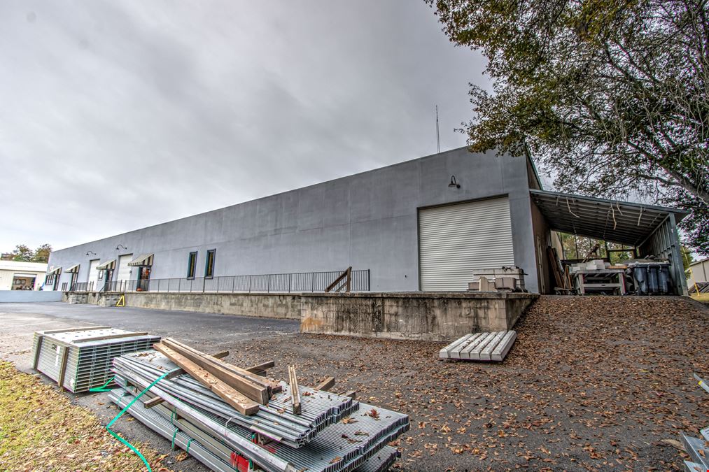 11,907 SF Flex Space | Martinez, GA
