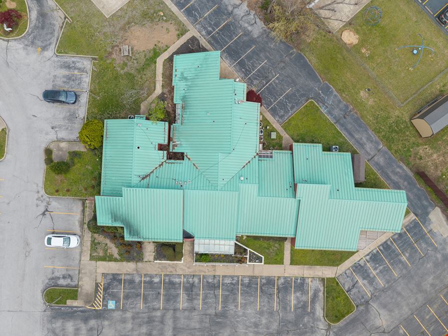 1102-1108 West Poplar Place