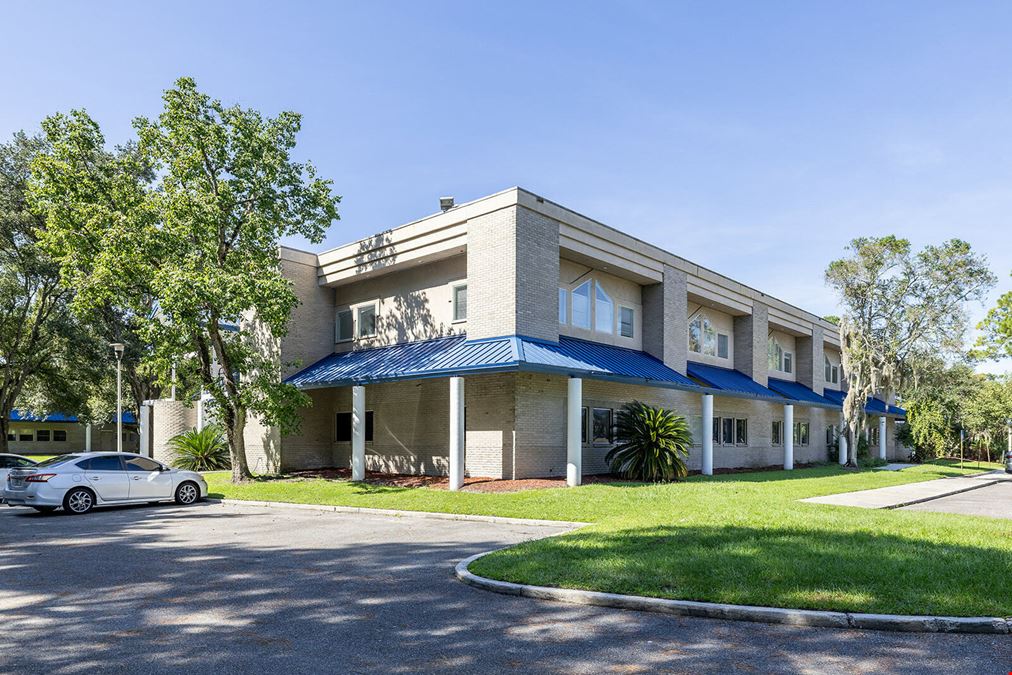 Salisbury Lakes - Building 4