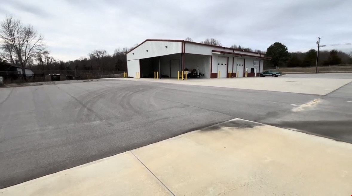 3260 East Gooseneck Rd., Sparta, TN 38583