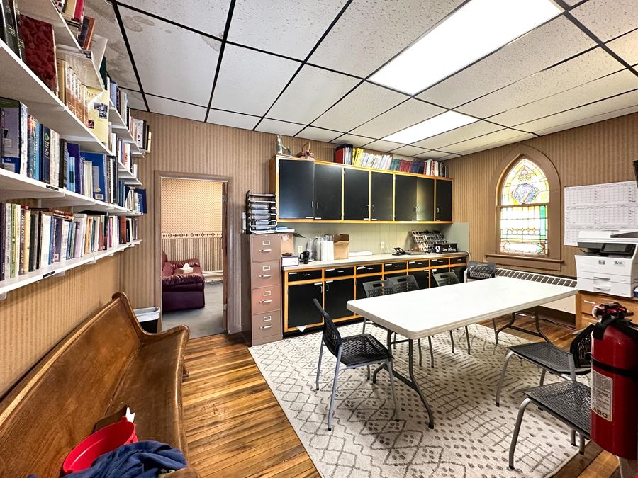 The Center Church of Churubusco