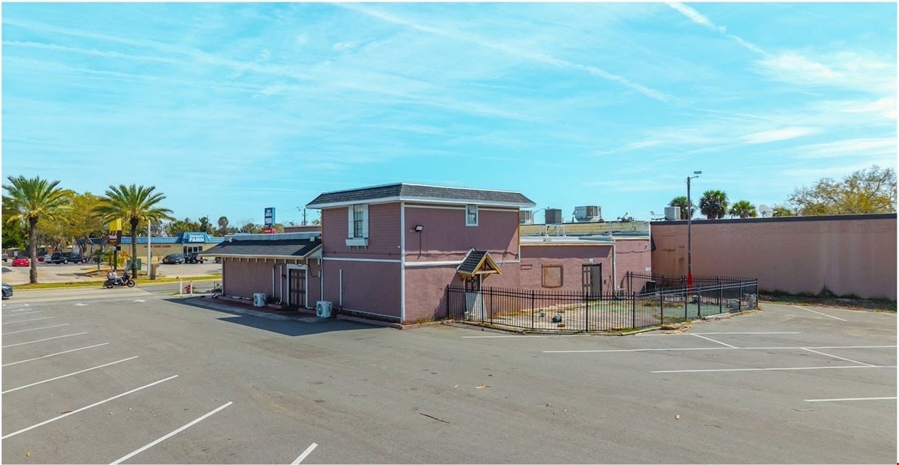 Daytona Beach Turn Key Restaurant - Immediate Availability