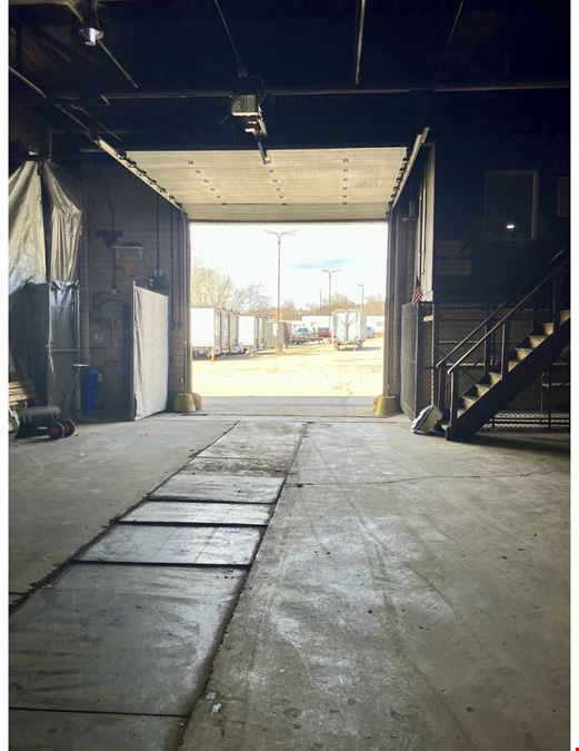 Industrial WH/Storage Space | North Side
