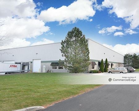 Preview of commercial space at 17435 Tiller Ct
