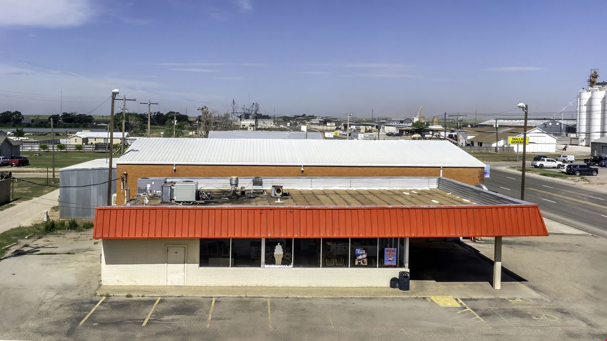 Freestanding Drive-Thru Restaurant Building in Olton, TX