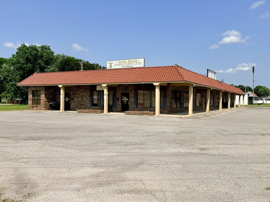 Villa Shopping Center