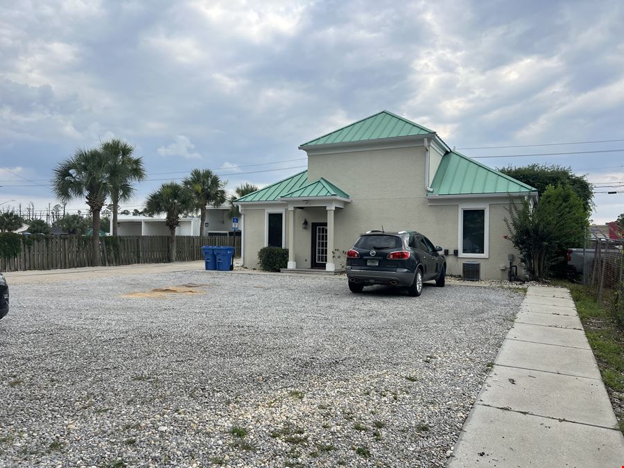 1813 Navy Boulevard
