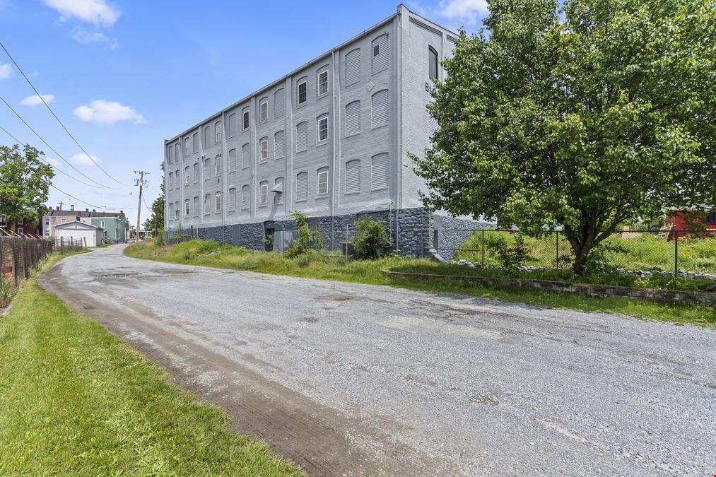 133 S Burhans Blvd, Hagerstown, MD 21740 - Warehouse