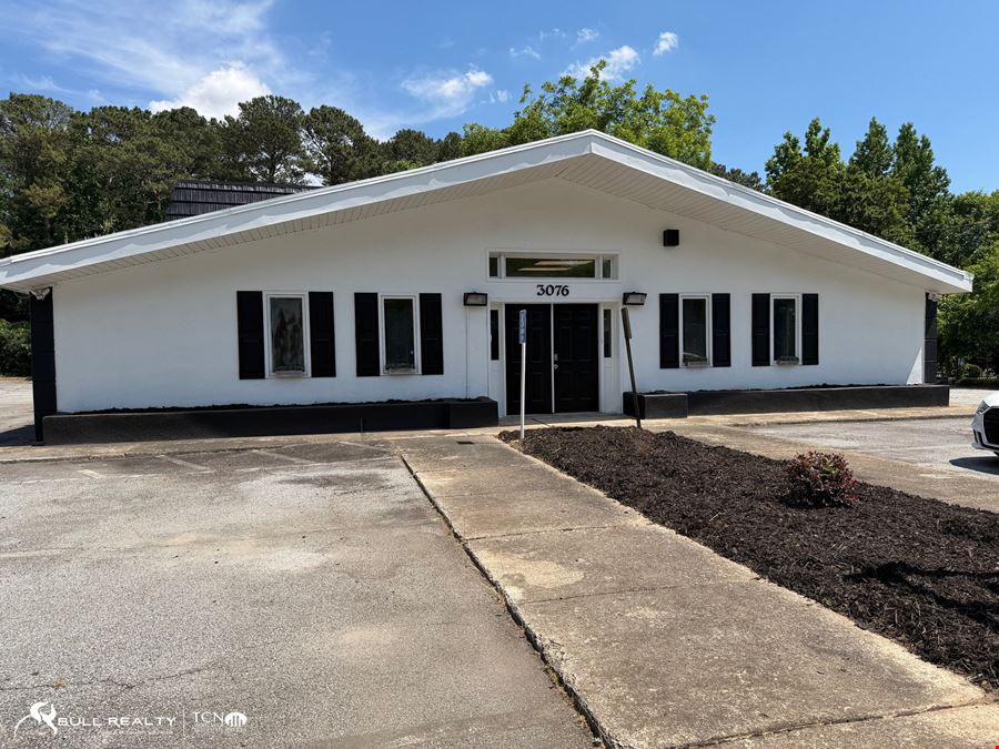 ±3000 SF Commercial Bldg with 15 Private Suites on Campbellton Rd