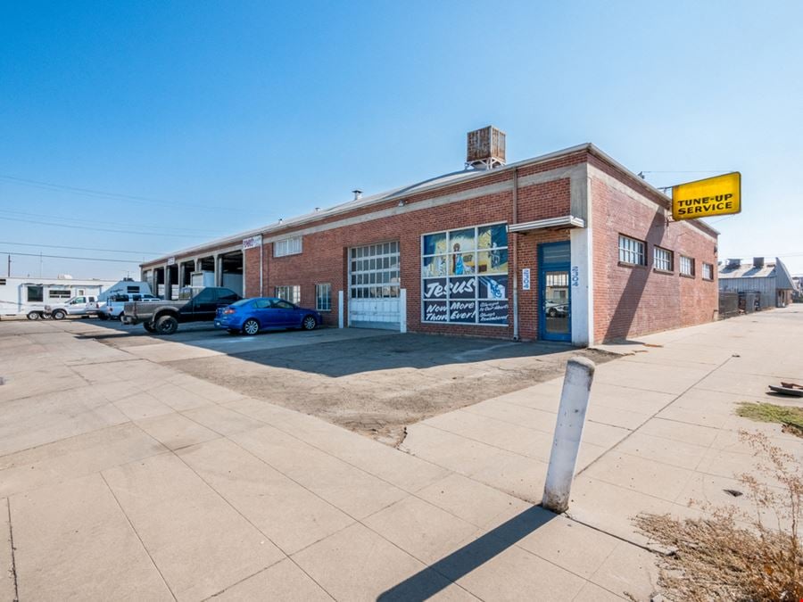 Great Owner User Opportunity: 2 Freestanding Buildings