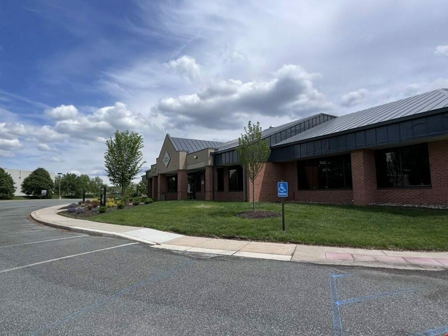 225 Corporate Boulevard