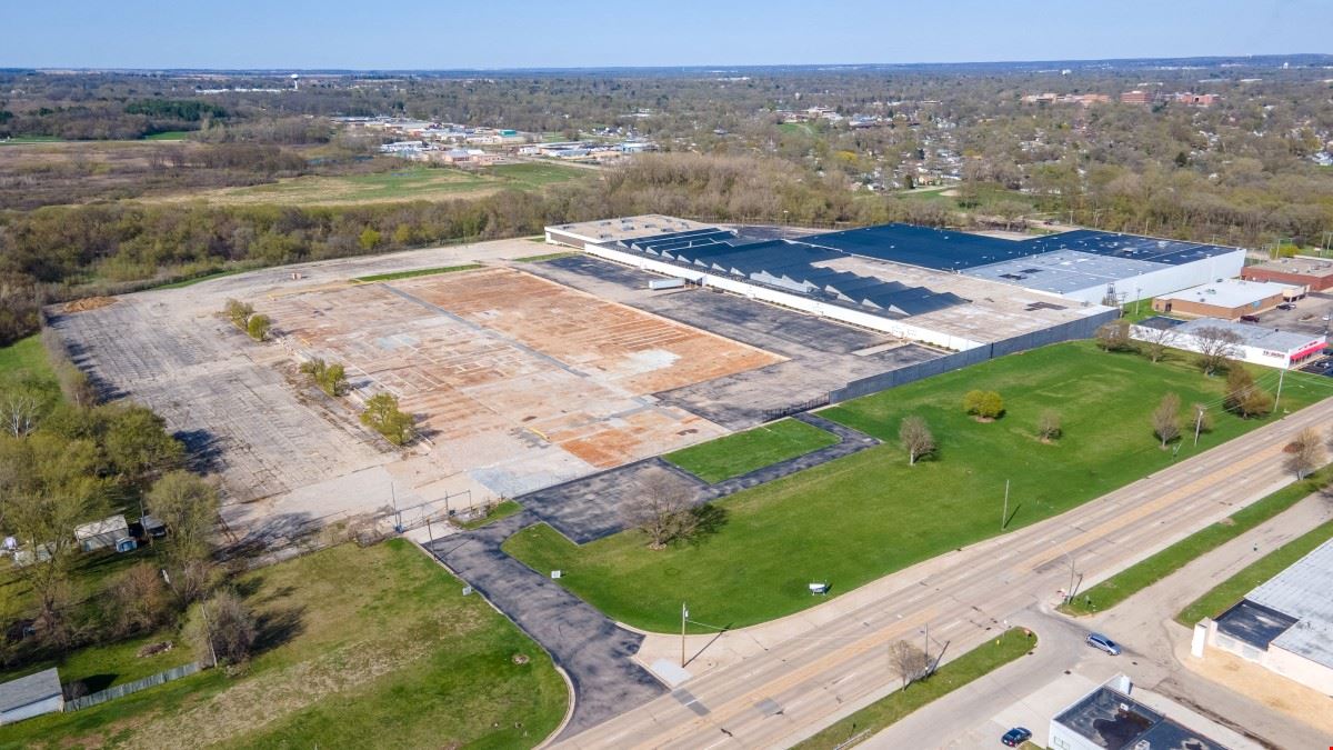 4000 Auburn