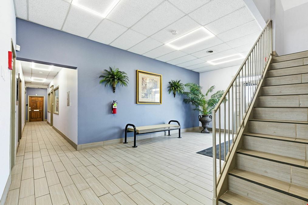 Lyndon Professional Building