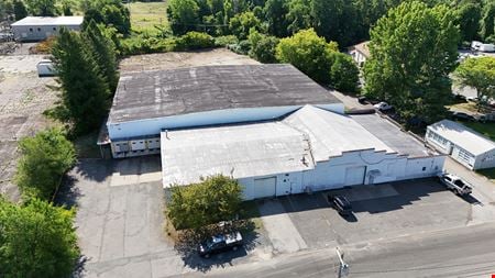 Preview of Industrial space for Rent at 14 Kraft Ave
