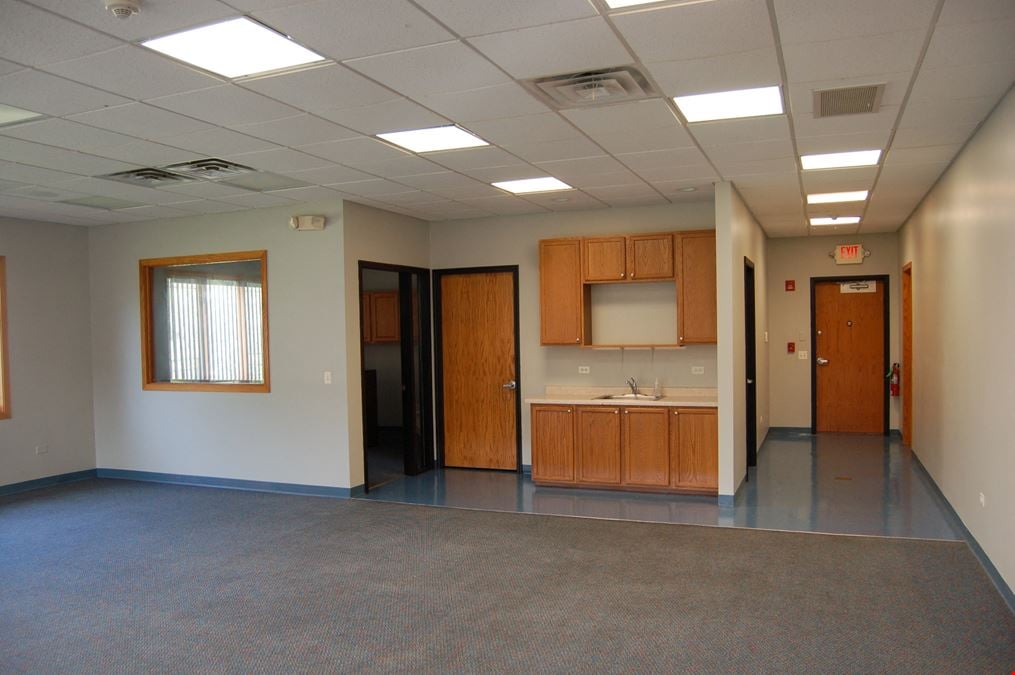 1,500 SF Retail & Studio Space in Aurora's Creative Hub