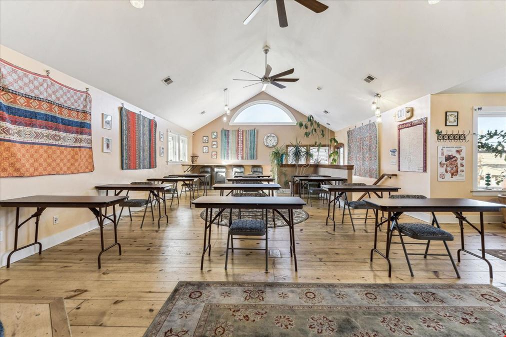 Premier Retail/Office Space in ARVADA