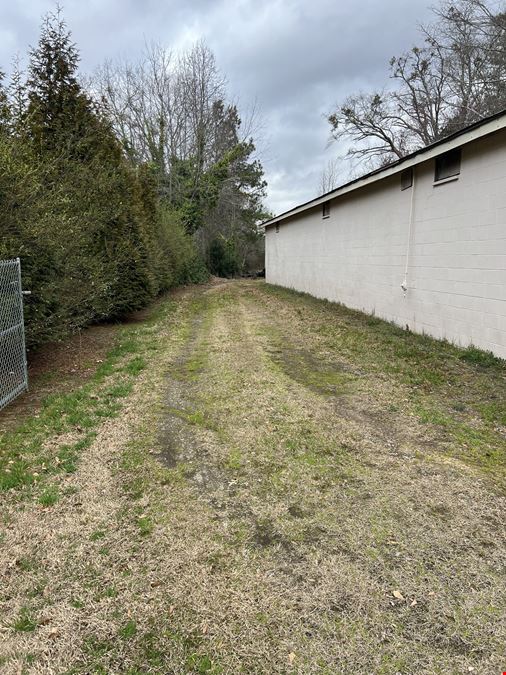3021 Highway 29 N