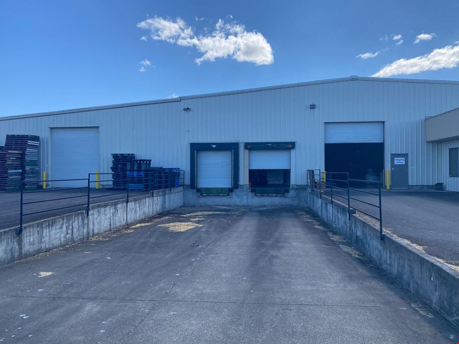 Ag Industrial Warehouse For Lease