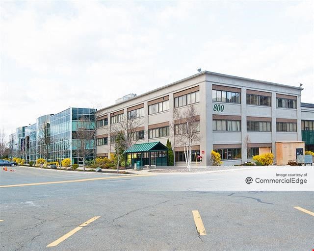 Cummings Center - 100